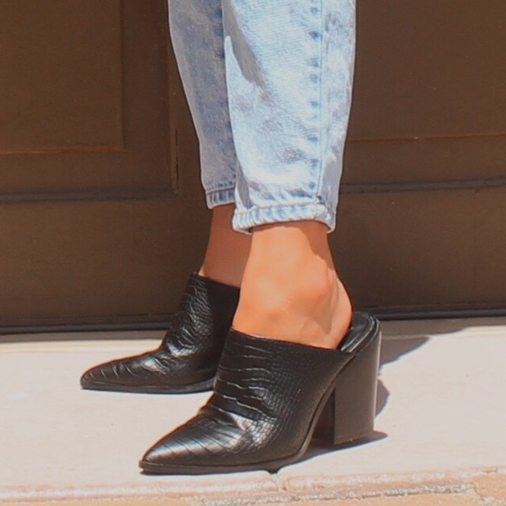 Savina Steve Madden heel